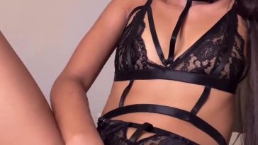 Inkyminkee1 Nude Black Lingerie Dildo Masturbation OnlyFans Video